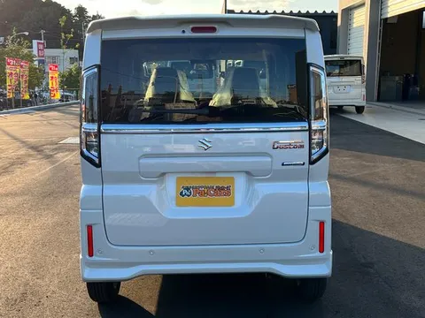 Suzuki Spacia Custom