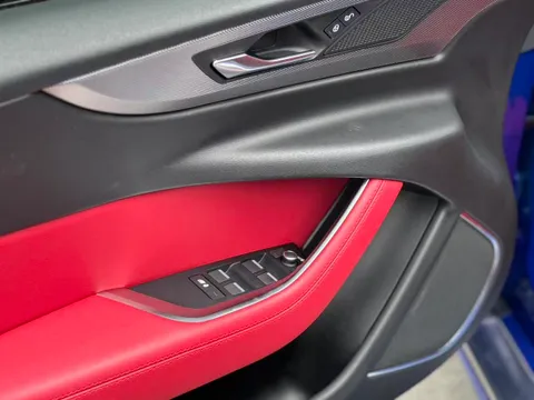 Jaguar XEL