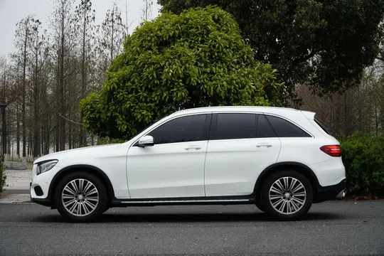 Mercedes-Benz Mercedes-Benz GLC