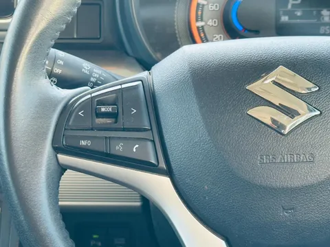 Suzuki Spacia