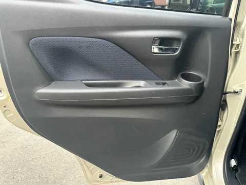 Mitsubishi eK X