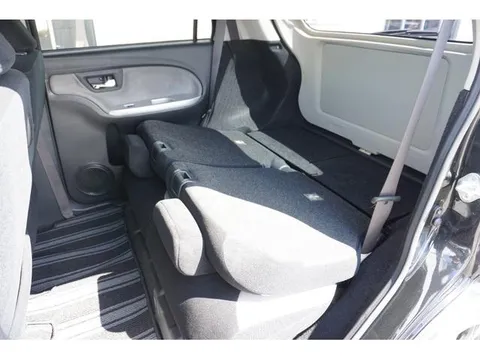 Toyota Pixis Joy