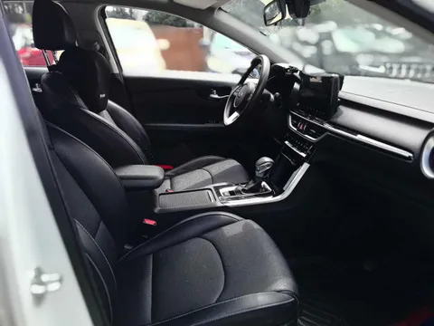 Kia Cerato (K3)