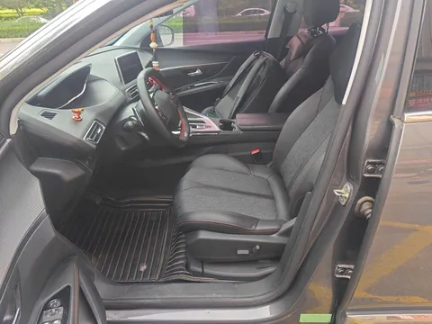 Peugeot 4008