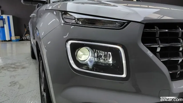 Hyundai Venue