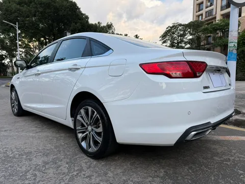 Geely Emgrand GL