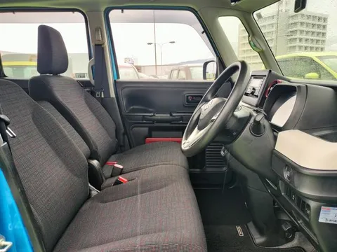 Suzuki Spacia