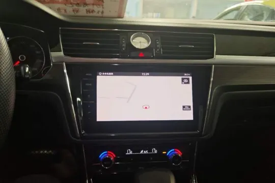 Volkswagen Phideon