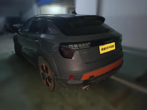 Lynk & Co 02