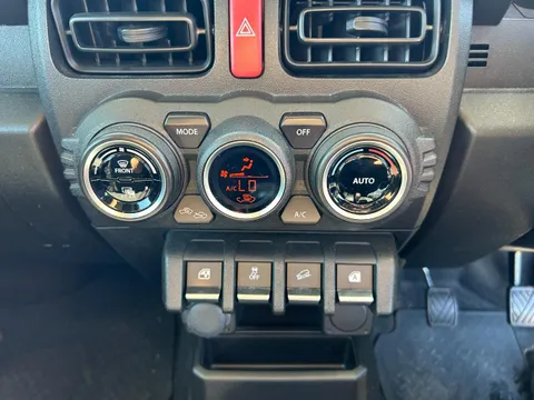 Suzuki Jimny Sierra