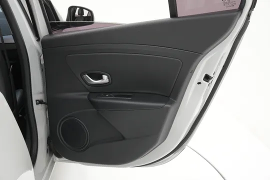 Renault SM3