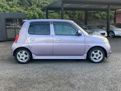 Daihatsu Esse