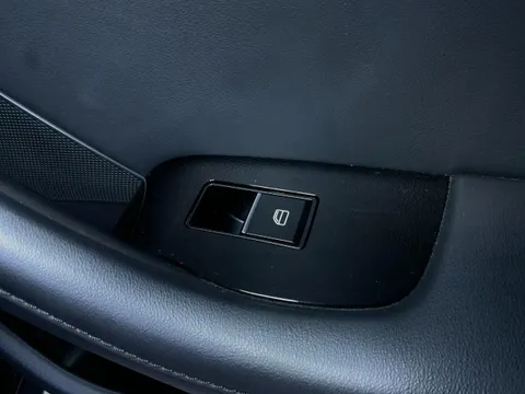 Mazda MAZDA3 Sedan