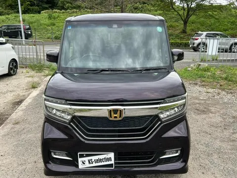 Honda N-BOX Custom