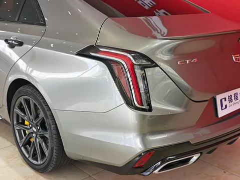 Cadillac CT4