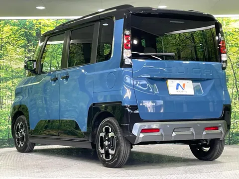 Mitsubishi Delica Mini