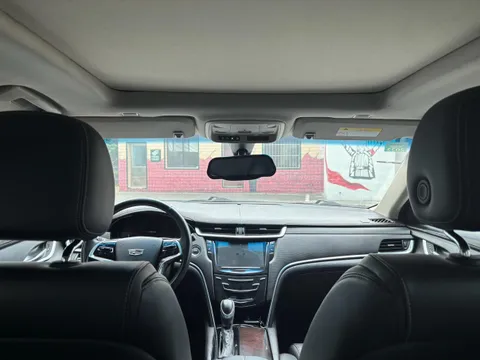 Cadillac XTS