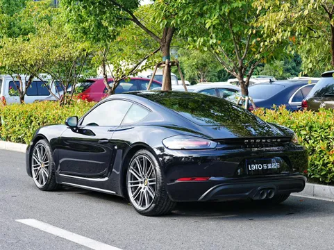Porsche 718