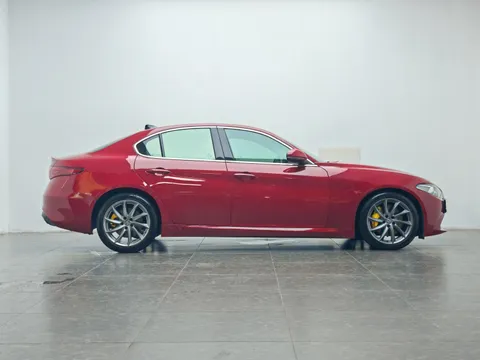 Alfa Romeo Giulia