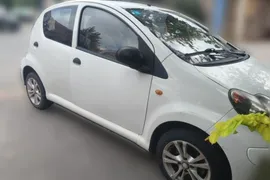 BYD F0