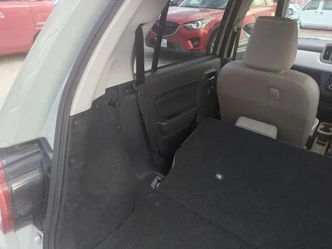 Daihatsu Mira Tocot