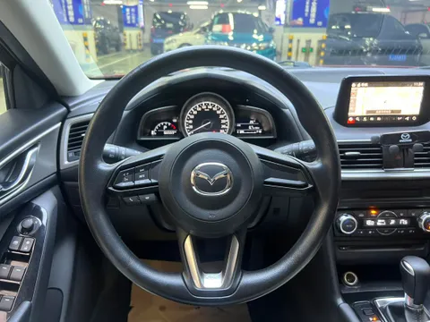 Mazda Mazda 3