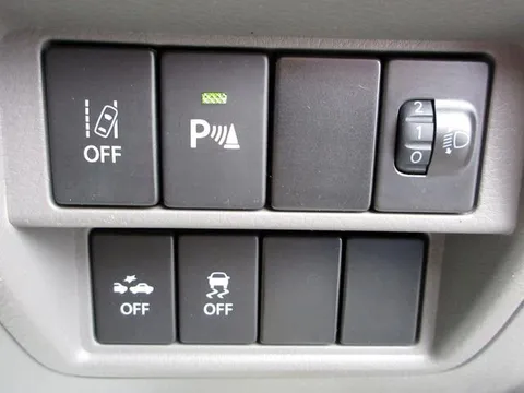 Mitsubishi Minicab Van