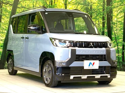 Mitsubishi Delica Mini