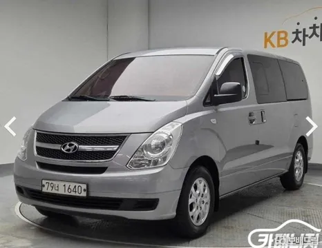 Hyundai Grand Starex
