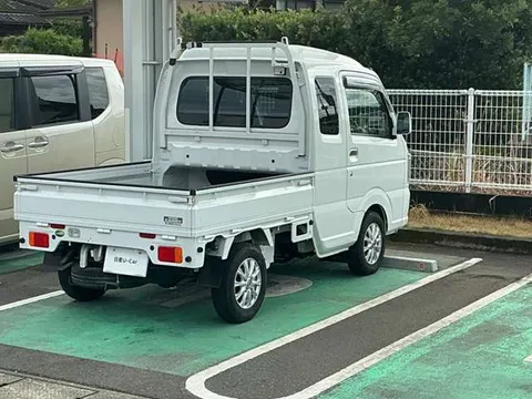 Suzuki Carry