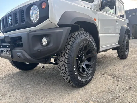 Suzuki Jimny Sierra