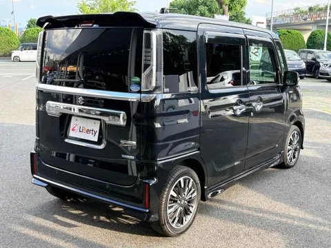 Suzuki Spacia Custom
