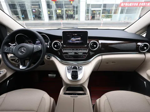Mercedes-Benz V-Class