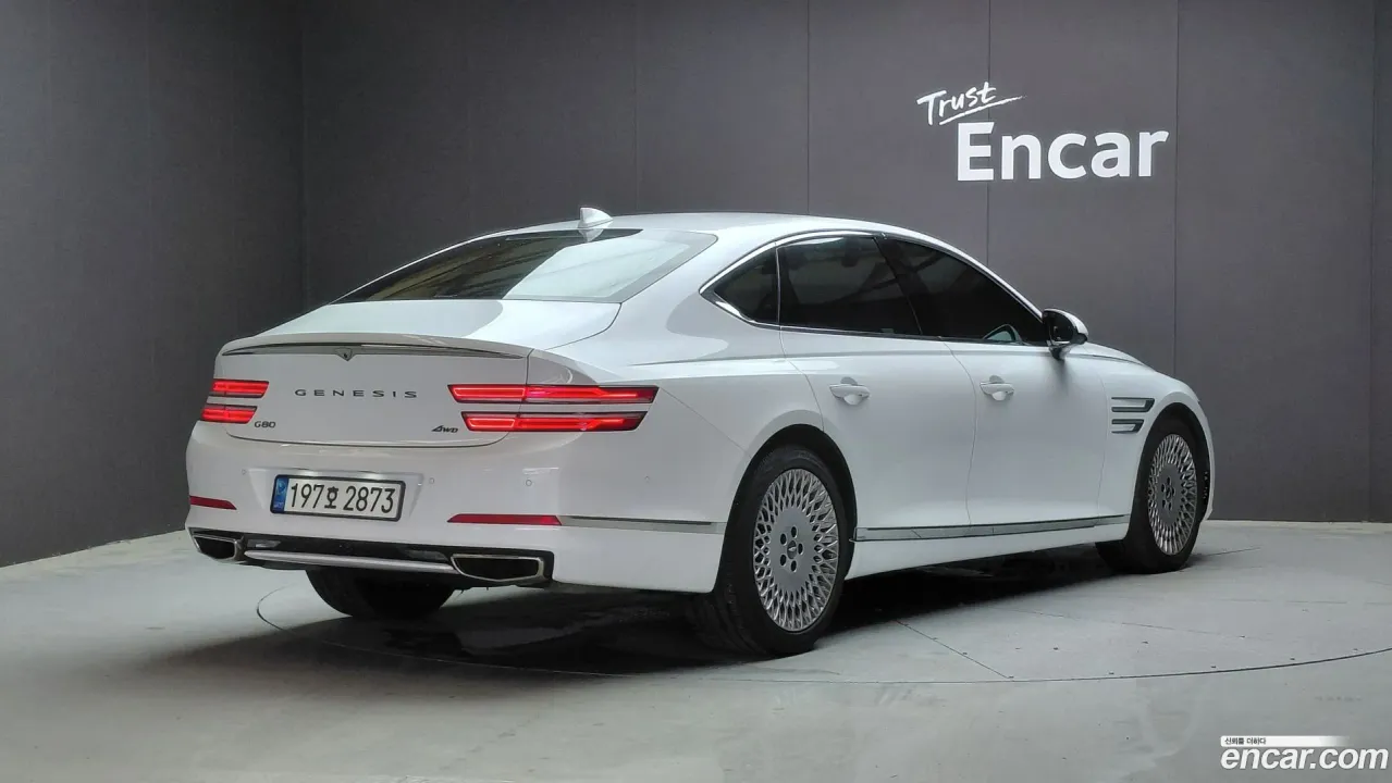 Genesis G80