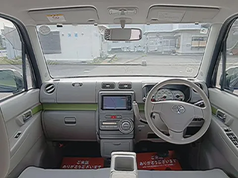 Toyota Pixis Space