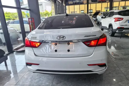 Hyundai Mistra