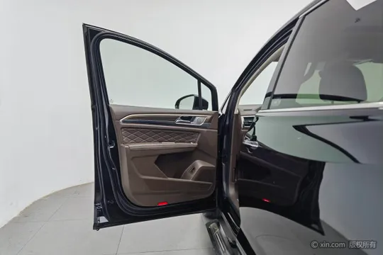 Volkswagen Viloran