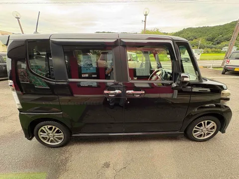 Honda N-BOX Plus Custom