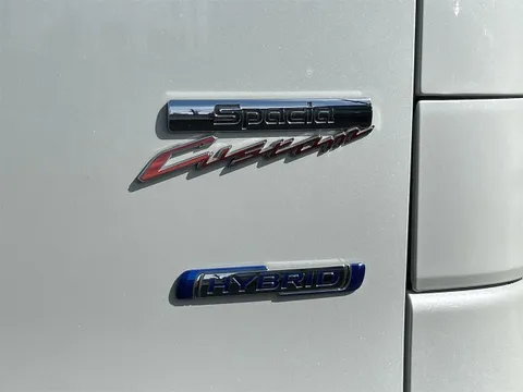 Suzuki Spacia Custom