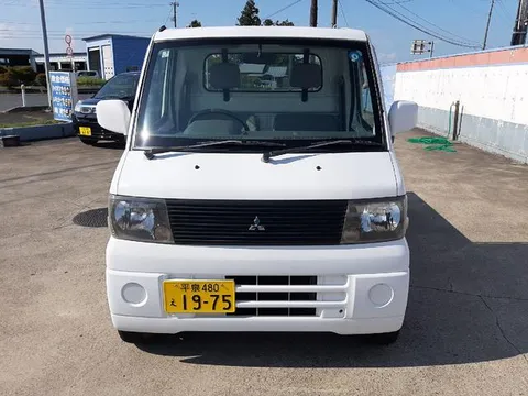 Mitsubishi Minicab Truck