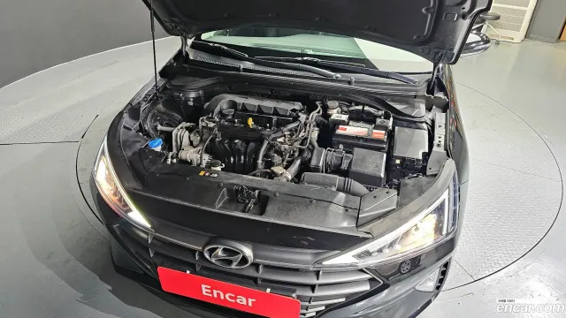 Hyundai Elantra (Avante)