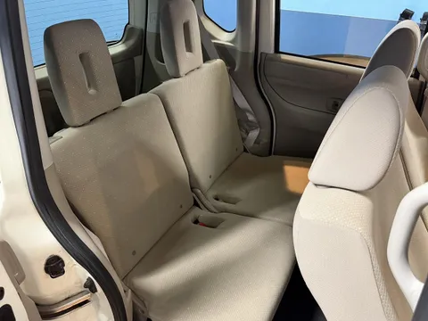 Honda N-BOX Plus