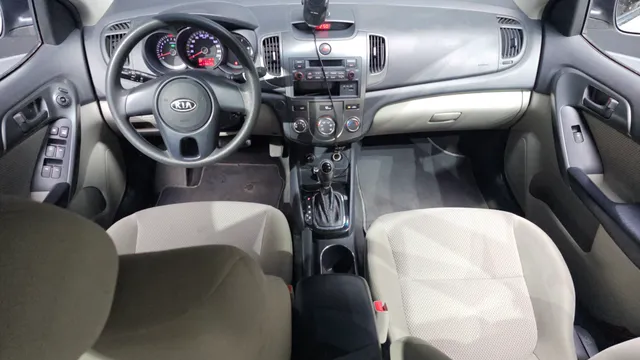 Kia Cerato (Forte)