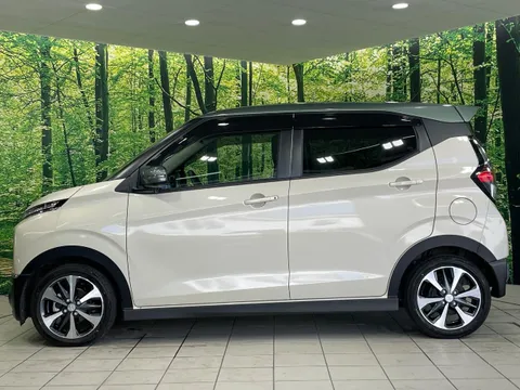 Mitsubishi eK X