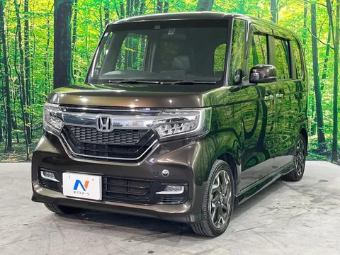 Honda N-BOX Custom