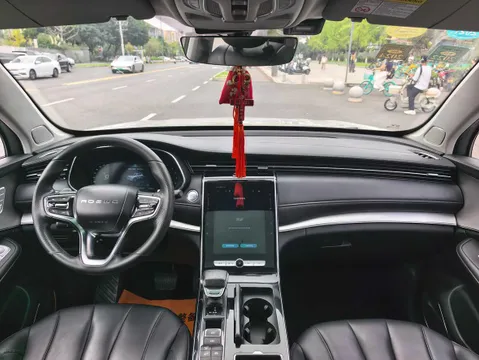Roewe RX5