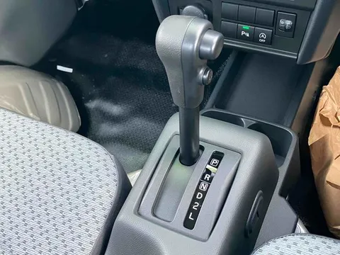 Nissan Clipper Truck