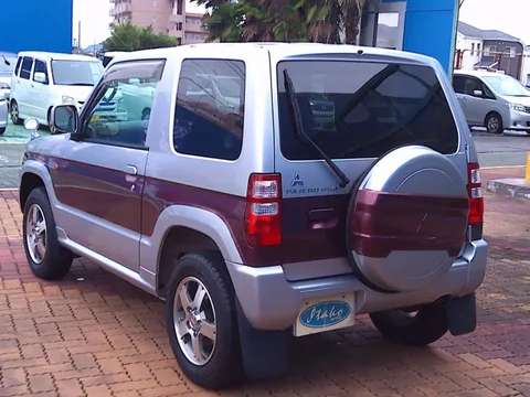 Mitsubishi Pajero Mini