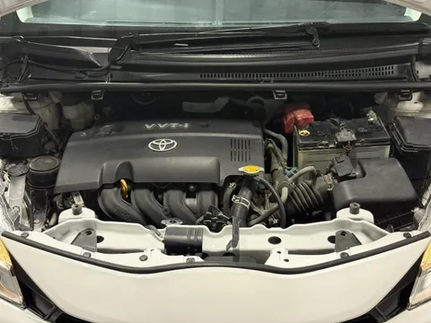 Toyota Yaris (Vitz)