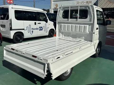 Nissan Clipper Truck